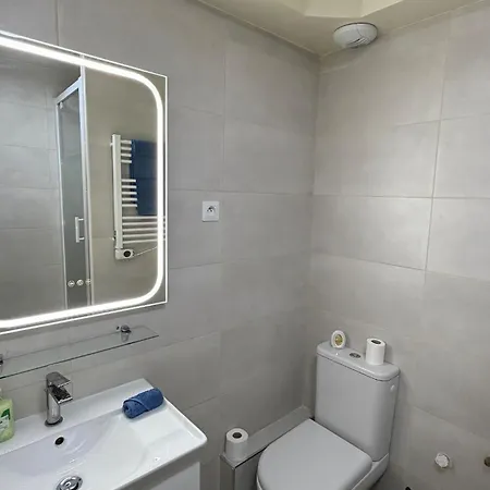 Apartment Moderne - Proche 15mn Orly Et 25mn Paris *