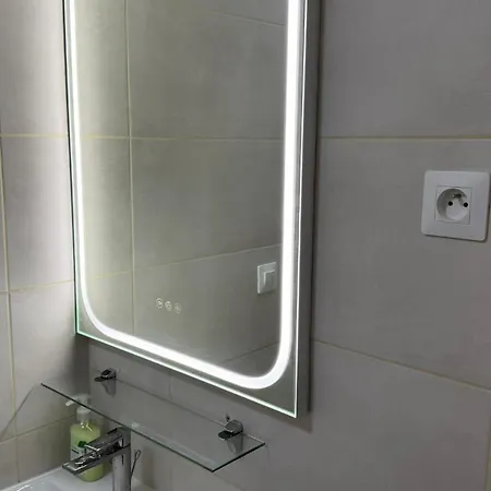 Apartment Moderne - Proche 15mn Orly Et 25mn Paris *